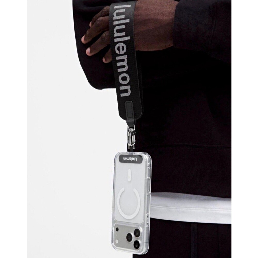 Lululemon Never Lost Phone Strap Black
